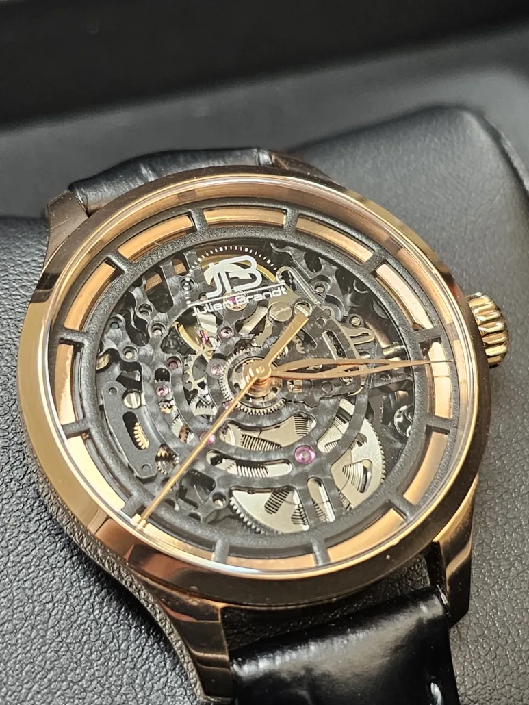 Série 3 Révélation, montre automatique suisse Julien Brandt