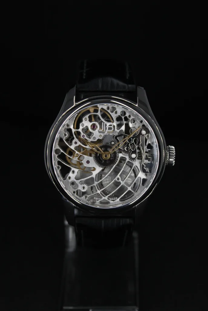 Série 5 Acier Aiguilles Or, montre squelette suisse Julien Brandt